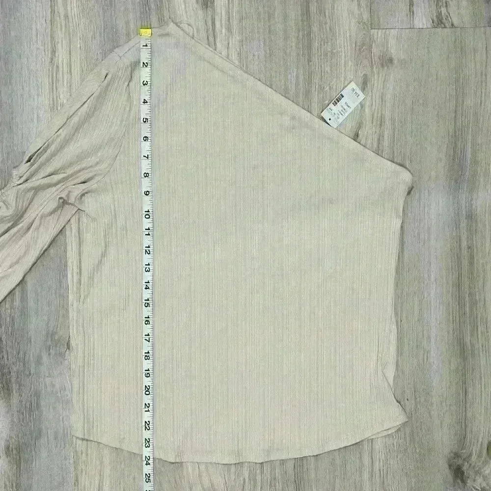 NWT Maurices Beige Tan Asymmetrical Shirt Cold Shoulder Long Sleeve Top Size L - Picture 7 of 7